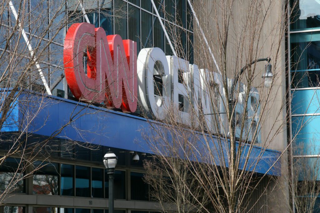 BREAKING: Pipe Bombs sent to President Obama, Hillary Clinton, and CNN