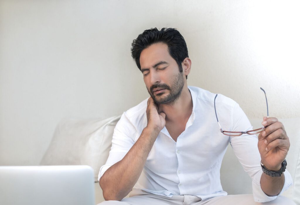 6 Things We All Do at Work- That Are Bad For Your Health