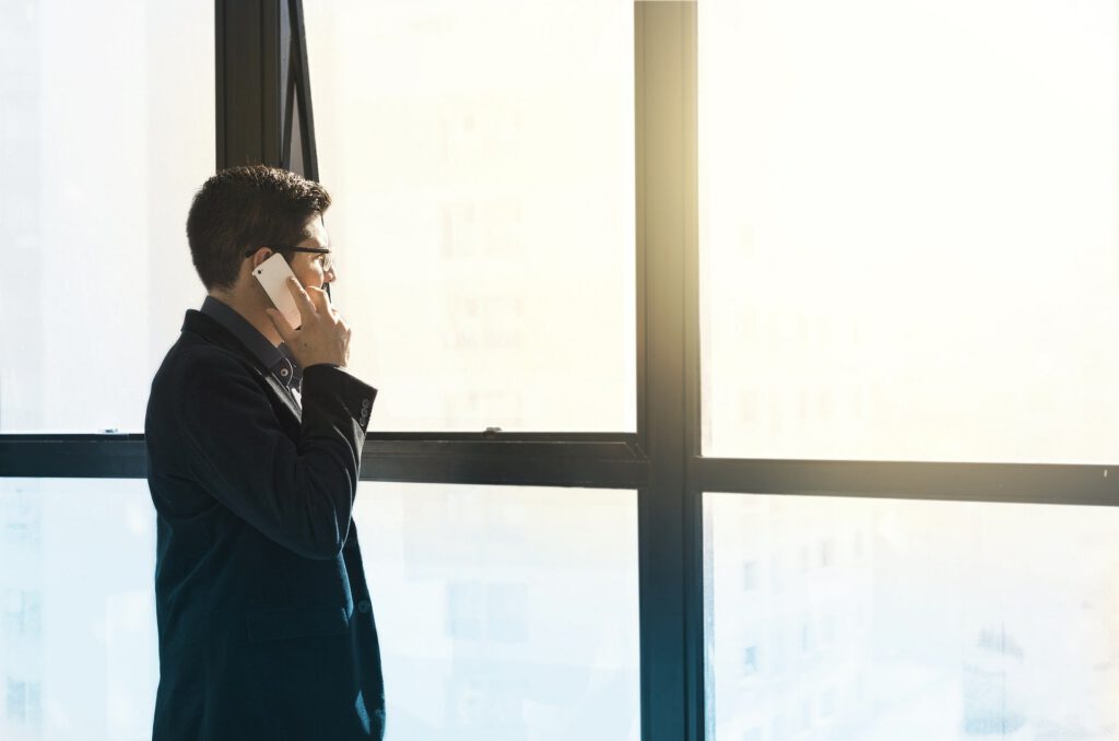 How To Gain Confidence And Get Interviewers to Offer You The Job