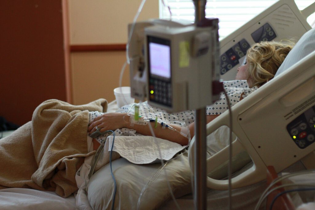 Cancer sends many patients into bankruptcy. Advisors are stepping up to stop that