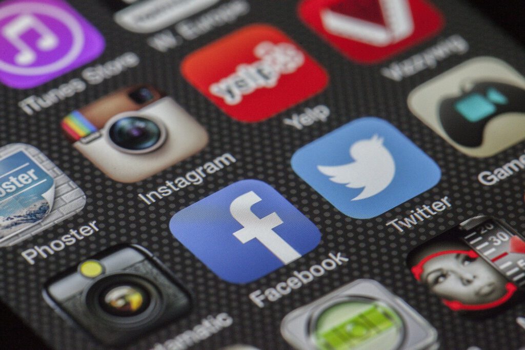 What We’re Reading: No Filter: The Inside Story of Instagram